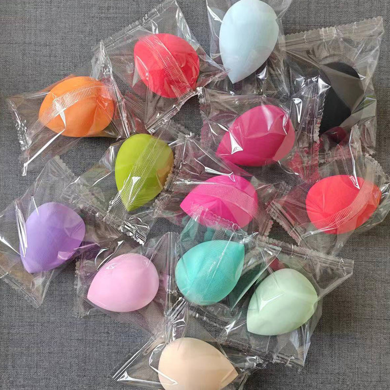 Super soft makeup sponge with droplet shape